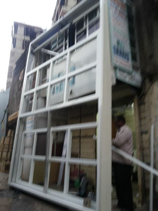 Motorized Vertical Sliding System