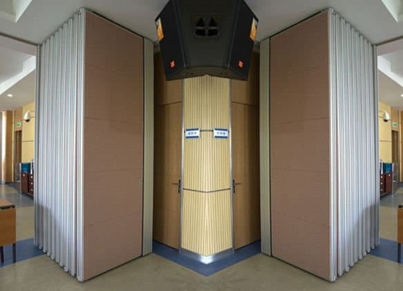 Movable Acoustic Partition 4
